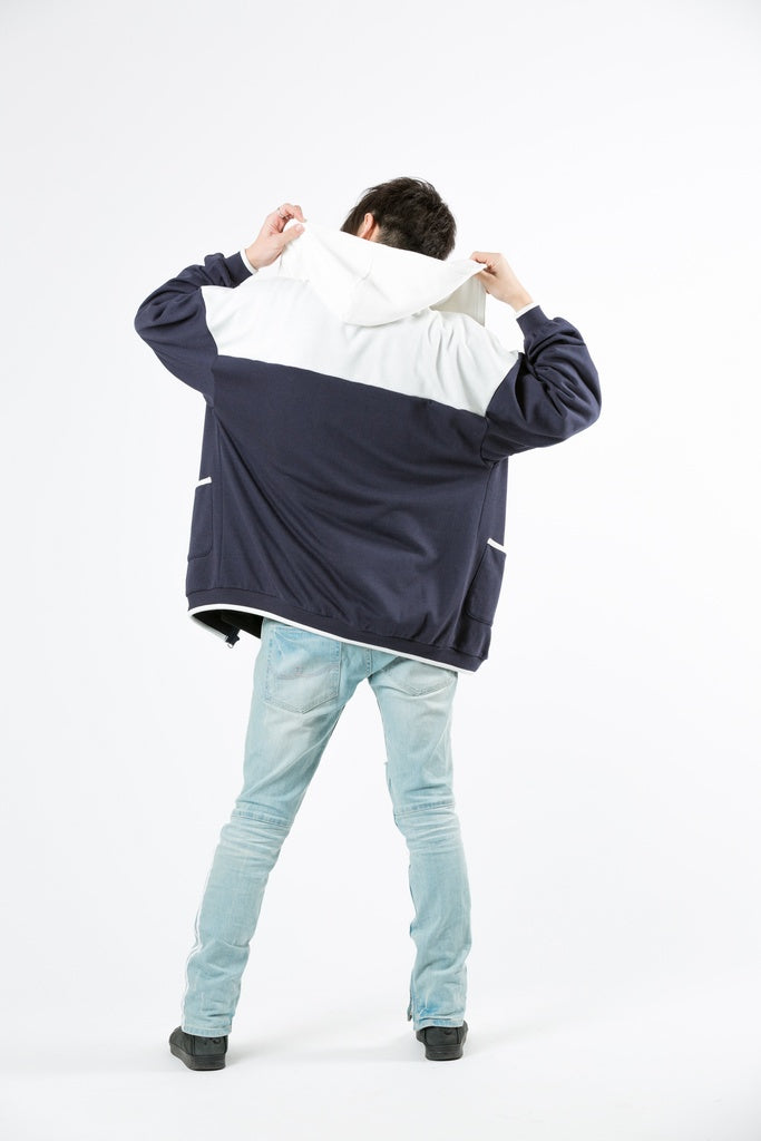 ZIPパーカー