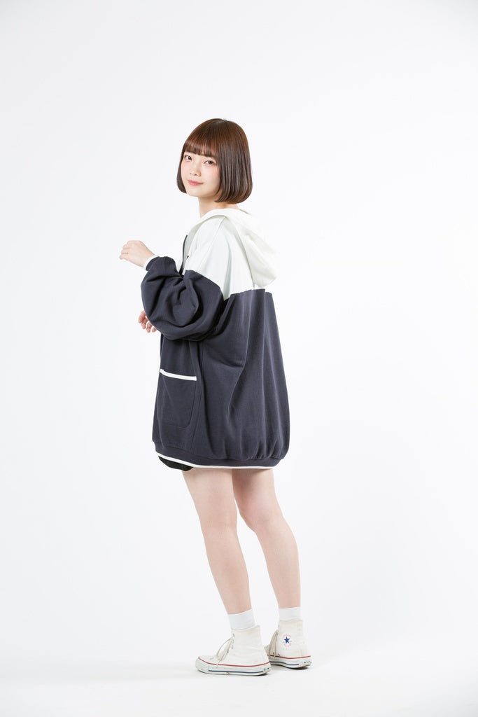 ZIPパーカー