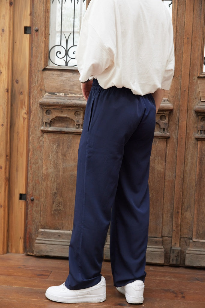 イージーワイドパンツ