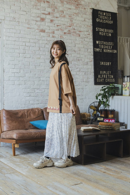 サスペンダーTシャツ